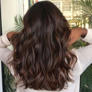 Meet your Posher, Leslie